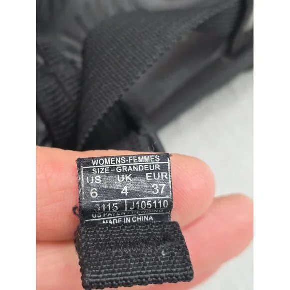 Chaco Z/Cloud Womens Sandals Size 6 Black Adjustable Straps Arch Support - Picture 2 of 8